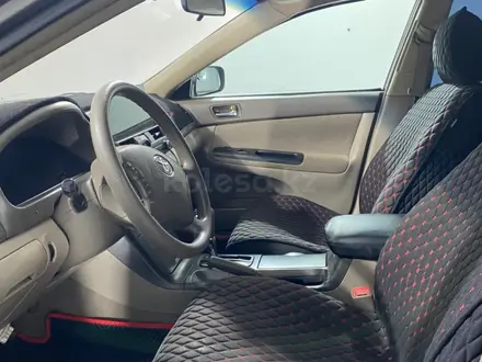 Toyota Camry 2004 года за 3 590 000 тг. в Павлодар – фото 12