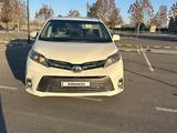 Toyota Sienna 2016 года за 14 500 000 тг. в Алматы – фото 2