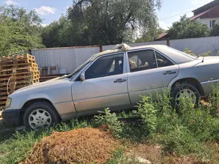 Mercedes-Benz E 280