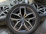 Диски с резиной оригинал бмв за 590 000 тг. в Алматы