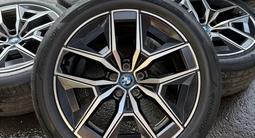 Диски с резиной оригинал бмв за 590 000 тг. в Алматы