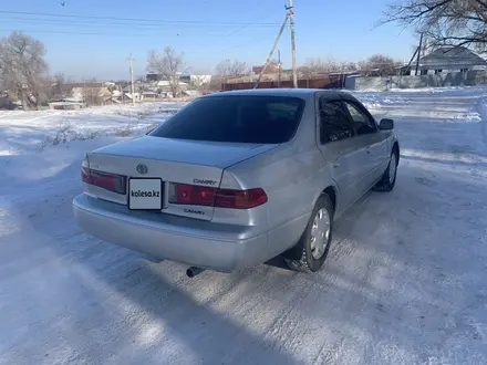 Toyota Camry 2000 года за 3 600 000 тг. в Алматы – фото 4