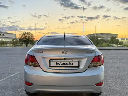 Hyundai Accent 2013 года за 3 100 000 тг. в Шиели – фото 4