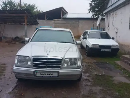 Mercedes-Benz E 220 1993 года за 3 700 000 тг. в Узынагаш – фото 14