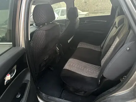 Kia Sorento 2017 года за 7 000 000 тг. в Актау – фото 3