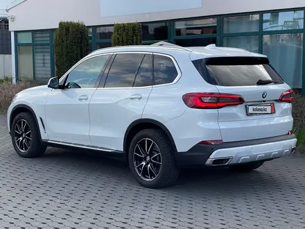 BMW X5 2019 года за 31 000 000 тг. в Петропавловск – фото 30