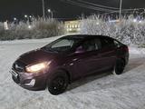 Hyundai Solaris 2013 года за 2 650 000 тг. в Актобе – фото 5