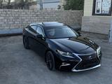 Lexus ES 300h 2014 годаүшін7 800 000 тг. в Жанаозен – фото 5