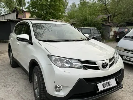 Toyota RAV4 2015 года за 10 700 000 тг. в Алматы