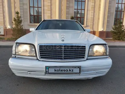 Mercedes-Benz S 320 1995 года за 3 000 000 тг. в Жезказган – фото 4