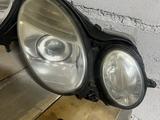 Фары на mercedes w211 рестайлинг за 220 000 тг. в Алматы