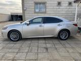 Lexus ES 300h 2014 годаfor8 200 000 тг. в Жанаозен – фото 5