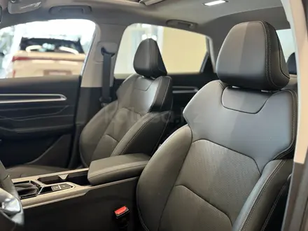 Geely Emgrand Flagship 2025 года за 8 490 000 тг. в Павлодар – фото 25