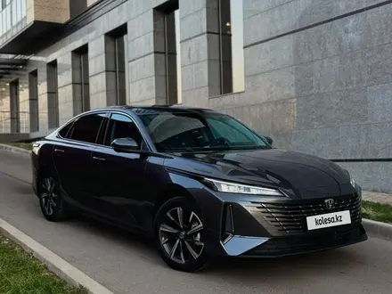 Changan Eado 2025 года за 7 590 000 тг. в Алматы – фото 2