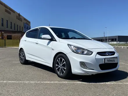 Hyundai Accent 2014 года за 5 200 000 тг. в Уральск – фото 2