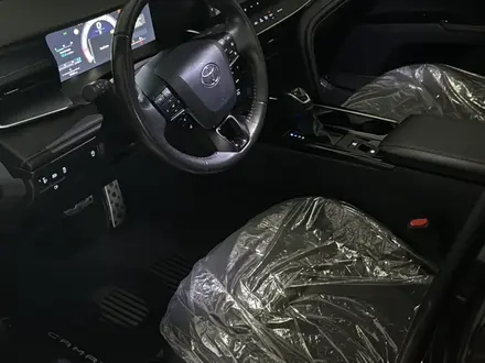 Toyota Camry 2024 года за 16 500 000 тг. в Уральск – фото 7
