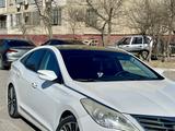 Hyundai Grandeur 2013 года за 8 250 000 тг. в Актау – фото 2