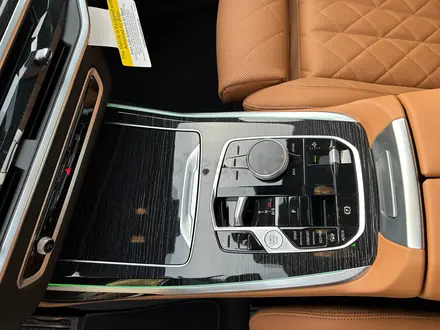 BMW X7 2023 года за 69 700 000 тг. в Алматы – фото 23