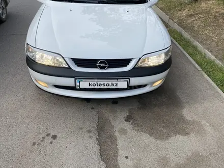 Opel Vectra 1997 года за 2 100 000 тг. в Алматы – фото 4