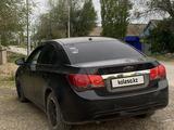 Chevrolet Cruze 2011 года за 2 650 000 тг. в Актобе – фото 4