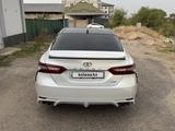 Toyota Camry 2018 года за 12 100 000 тг. в Алматы – фото 4