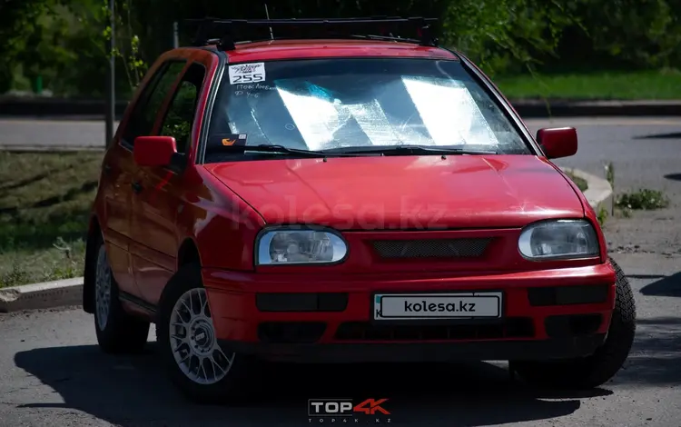 Volkswagen Golf 1997 годаүшін2 000 000 тг. в Караганда