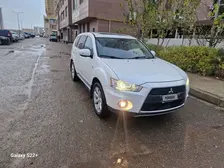 Mitsubishi Outlander, 2012