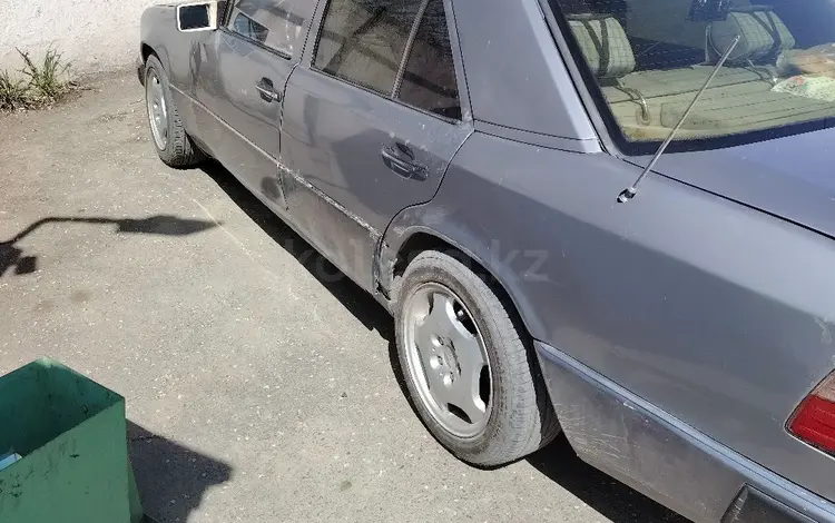 Mercedes-Benz E 230 1991 года за 800 000 тг. в Тараз