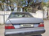 Mercedes-Benz E 230 1991 годаүшін950 000 тг. в Тараз – фото 2