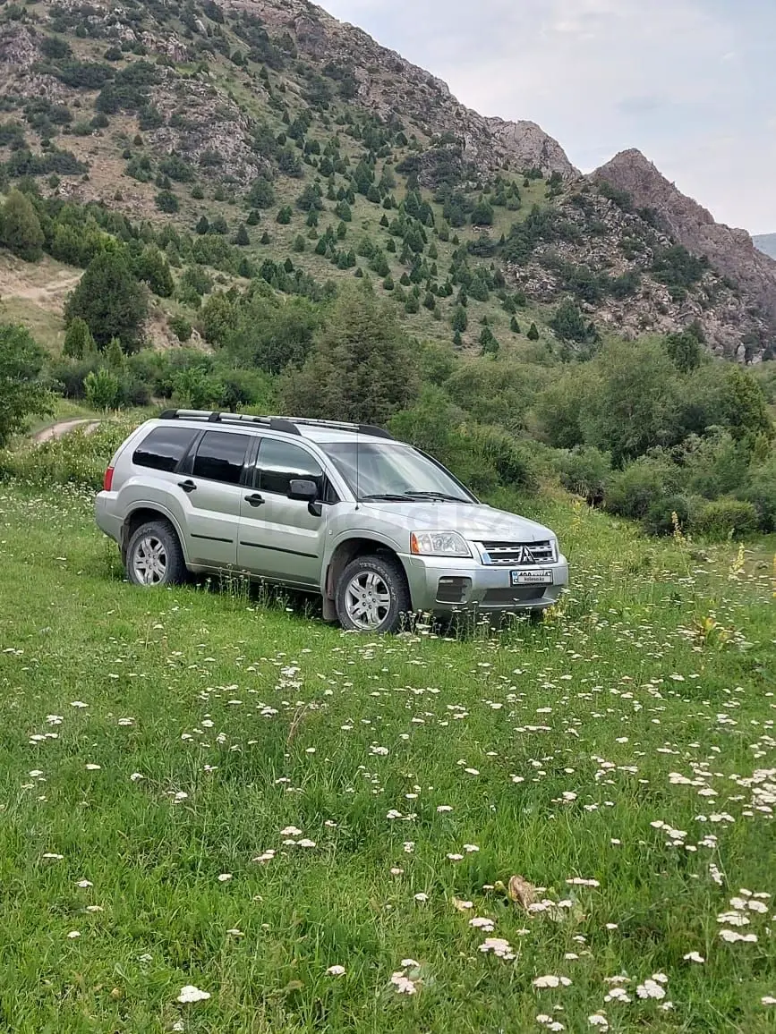 Mitsubishi Endeavor, 2004