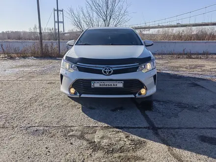 Toyota Camry 2016 года за 11 000 000 тг. в Семей