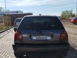 Volkswagen Golf 1993 года за 700 000 тг. в Астана – фото 3