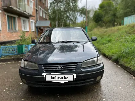 Toyota Camry 1996 года за 2 800 000 тг. в Усть-Каменогорск – фото 2