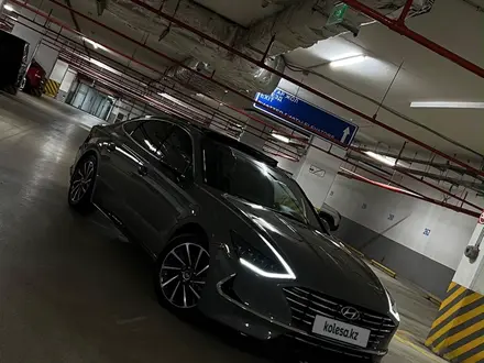 Hyundai Sonata 2021 года за 11 700 000 тг. в Алматы – фото 8