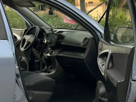Toyota RAV4 2012 года за 7 500 000 тг. в Актау – фото 18