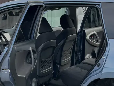 Toyota RAV4 2012 года за 7 500 000 тг. в Актау – фото 20