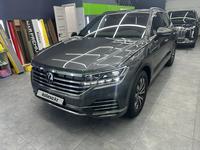 Volkswagen Touareg 2022 года за 28 900 000 тг. в Алматы