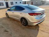 Hyundai Elantra 2017 годаfor5 000 000 тг. в Актау – фото 2