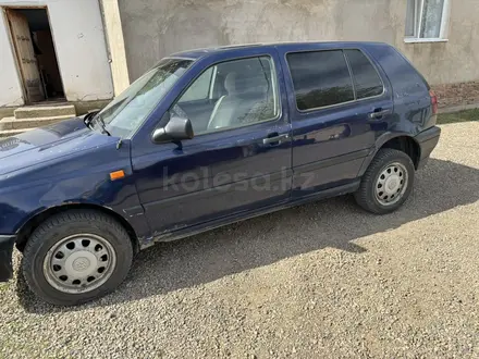 Volkswagen Golf 1995 года за 1 500 000 тг. в Актобе