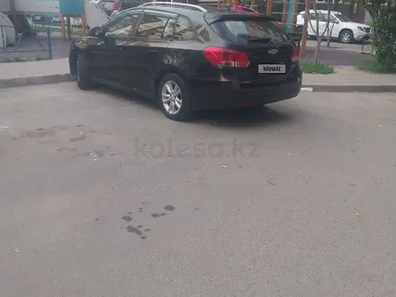 Chevrolet Cruze 2014 года за 2 900 000 тг. в Алматы – фото 4