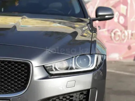 Jaguar XE 2016 года за 10 000 000 тг. в Алматы – фото 23