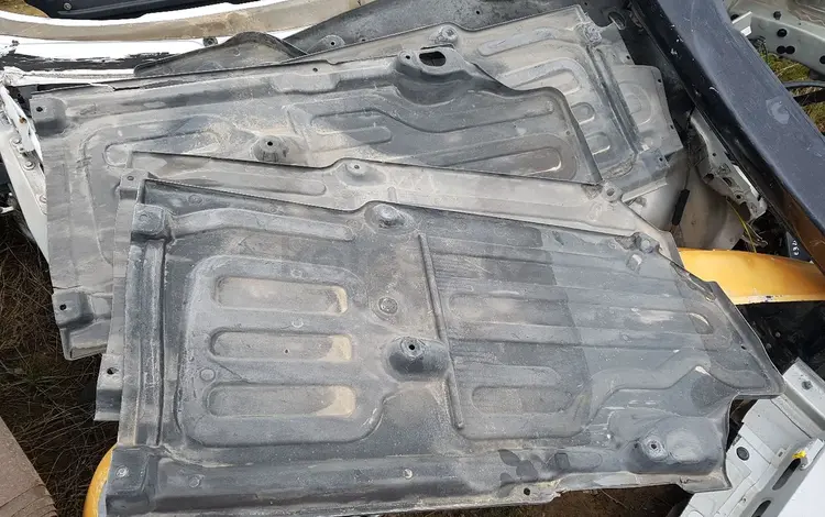 Защита дна днище под порогами на W211 за 10 000 тг. в Шымкент