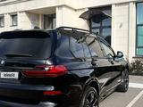 BMW X7 2021 года за 40 000 000 тг. в Караганда – фото 3