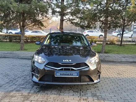 Kia Cee'd 2023 года за 10 290 000 тг. в Алматы – фото 2