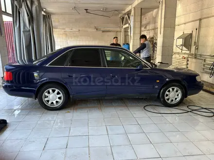 Audi A6 1995 года за 3 350 000 тг. в Алматы – фото 5