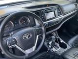 Toyota Highlander 2014 годаүшін15 850 000 тг. в Уральск – фото 4