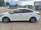 Hyundai Accent 2017 года за 6 800 000 тг. в Актобе – фото 2