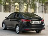Hyundai Accent 2022 годаүшін6 950 000 тг. в Караганда – фото 3
