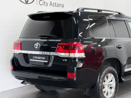 Toyota Land Cruiser 2017 года за 32 450 000 тг. в Астана – фото 21