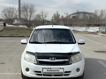 ВАЗ (Lada) Granta 2190 2013 года за 1 890 000 тг. в Караганда – фото 2